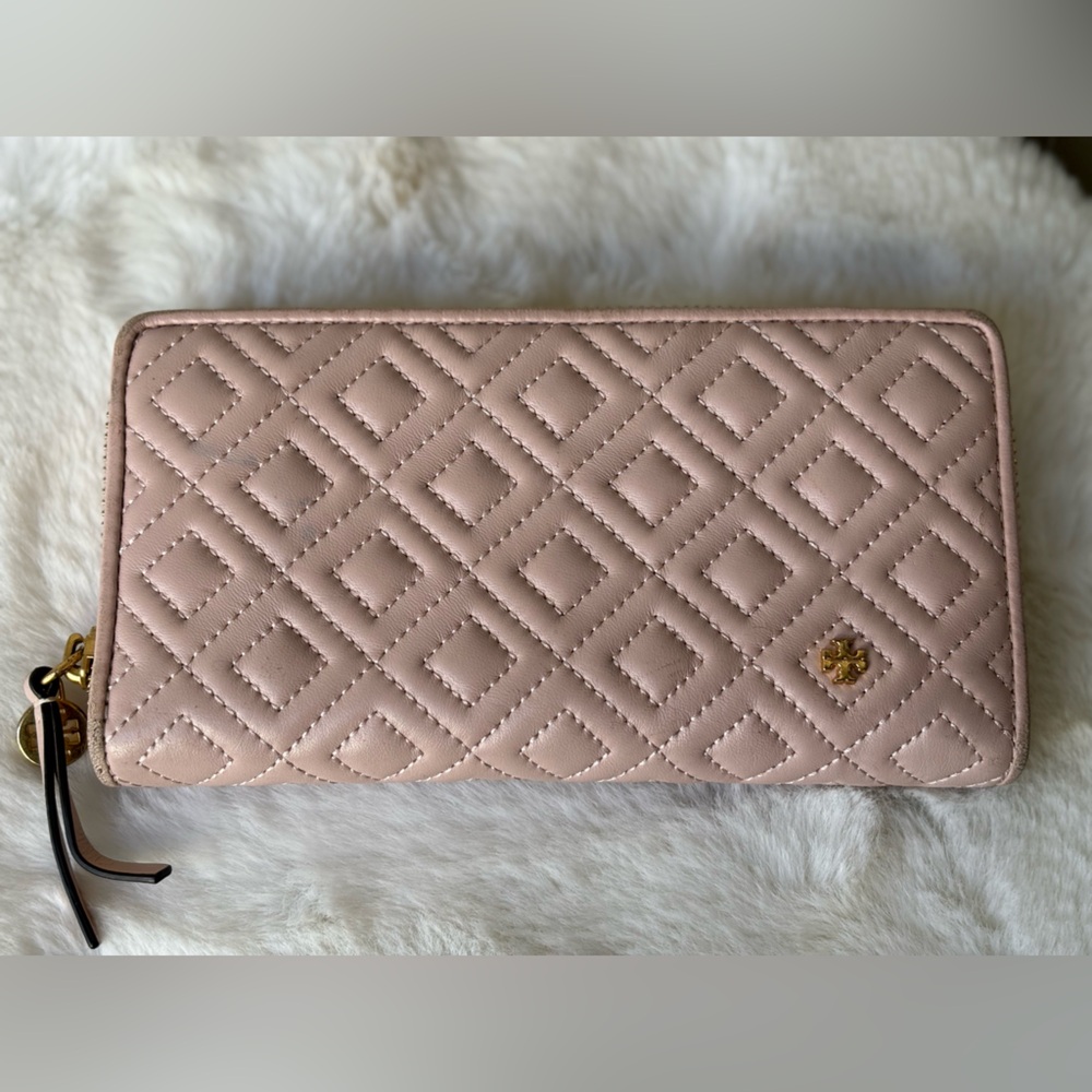 Tory Burch zip continental fleming wallet